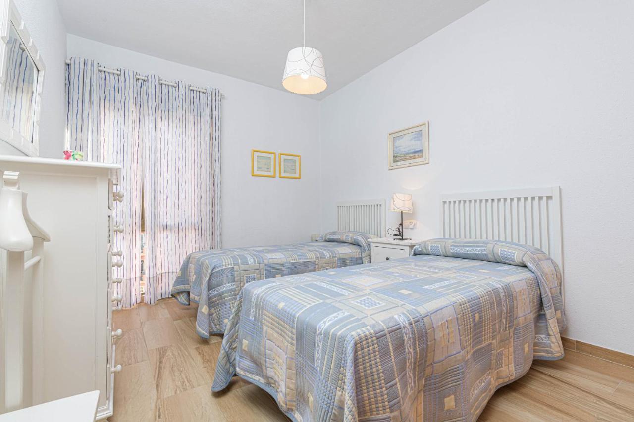 Wintowinrentals Excelente Ubicacion Y Vista Al Mar Fuengirola Exterior photo